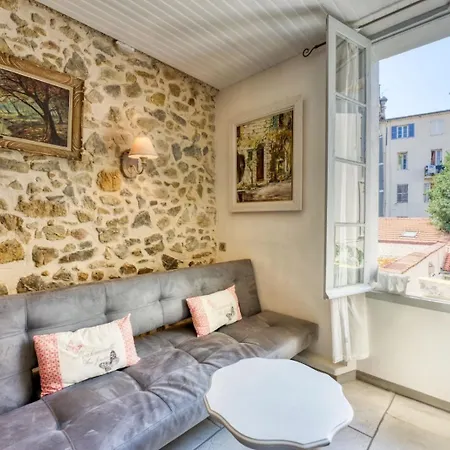 New 2-bed Apartman Cannes